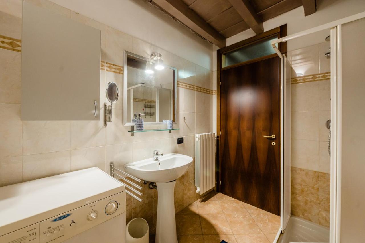 Old Town Square Apartment Bergamo Bagian luar foto