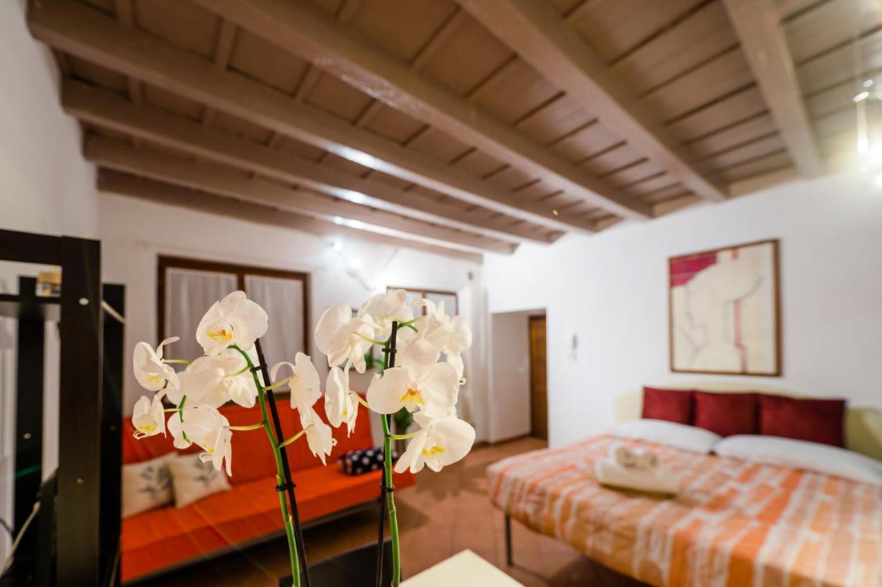 Old Town Square Apartment Bergamo Bagian luar foto