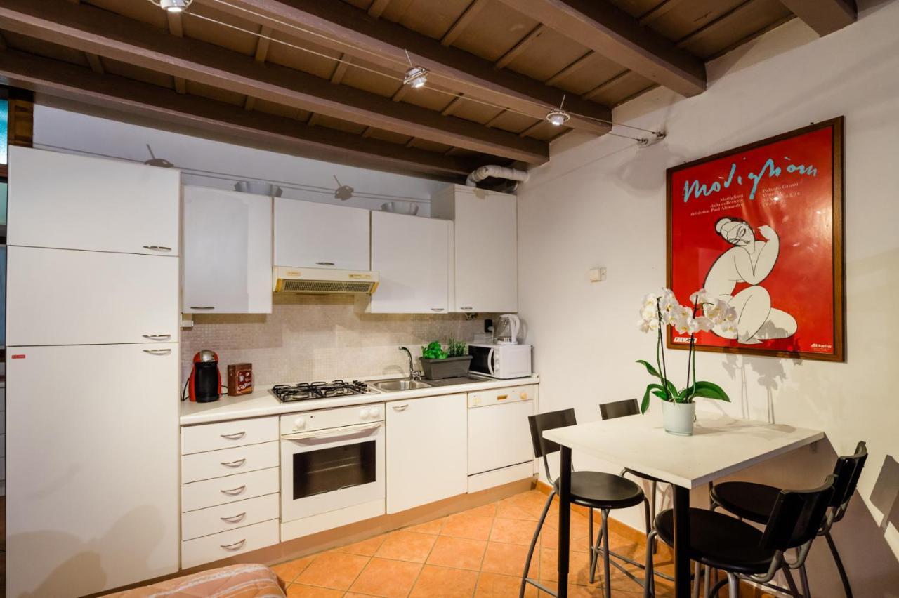 Old Town Square Apartment Bergamo Bagian luar foto